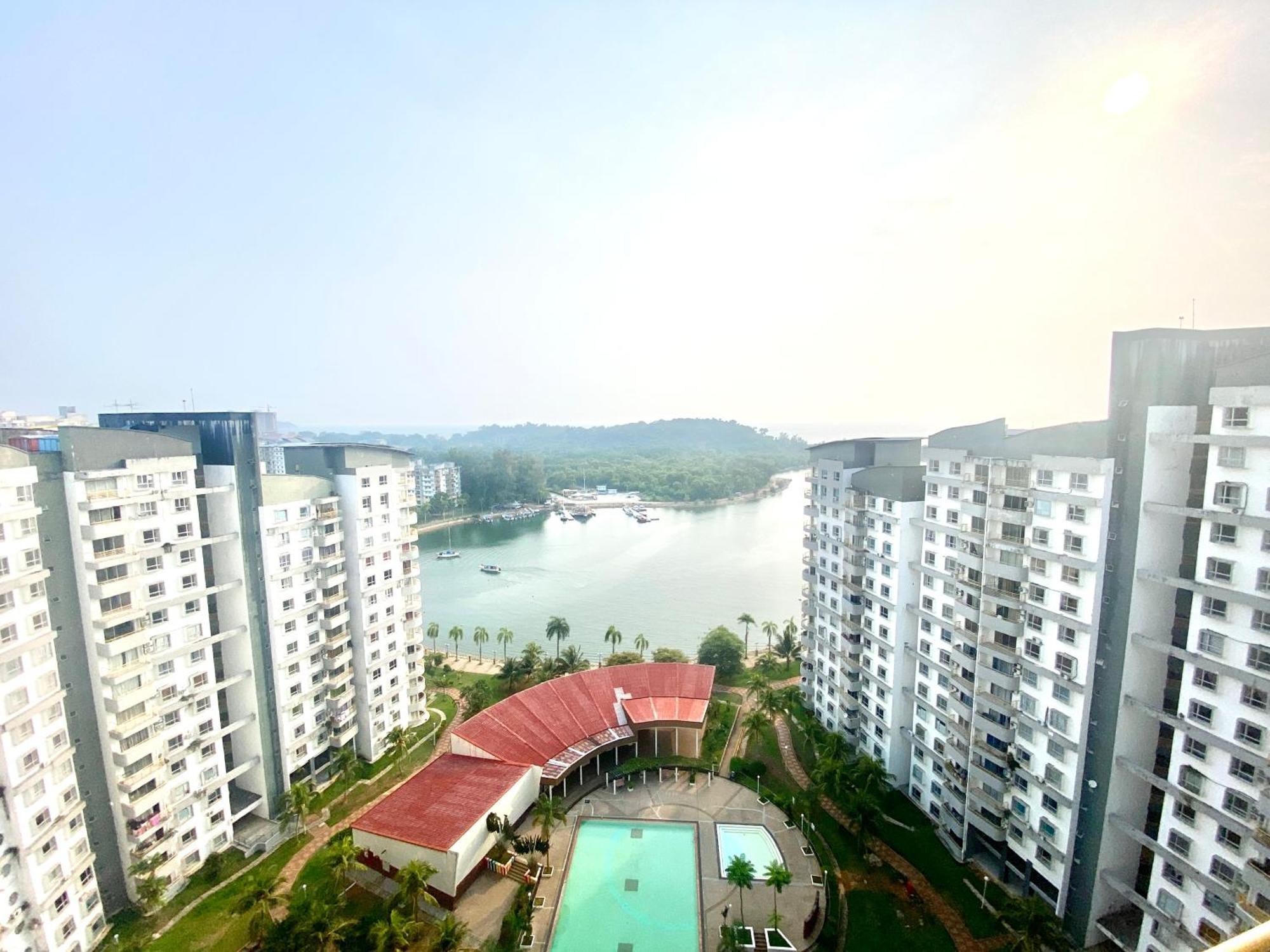 Bayview Suites Port Dickson By Maison Exterior photo